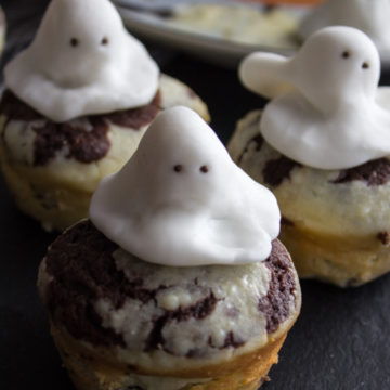 candy ghosts on brownies