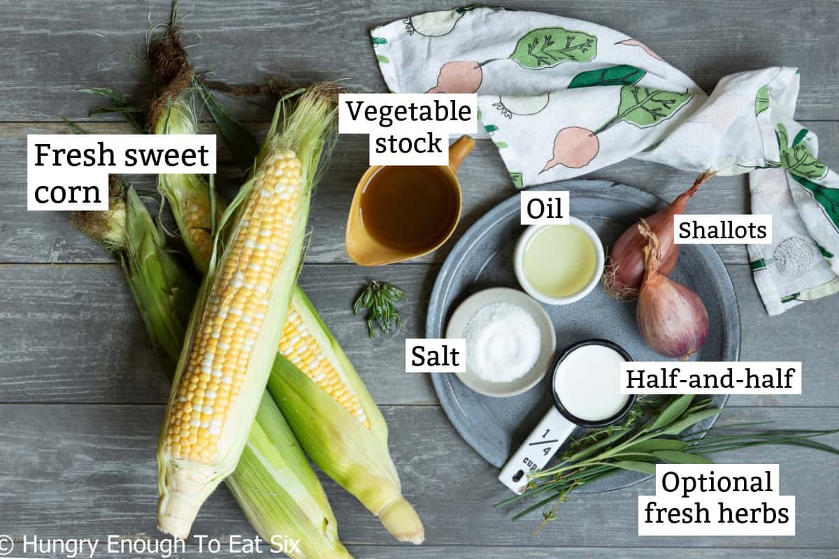Ingredients: ears of corn, vegetable stock, salt, oil, cream, shallots, herbs.
