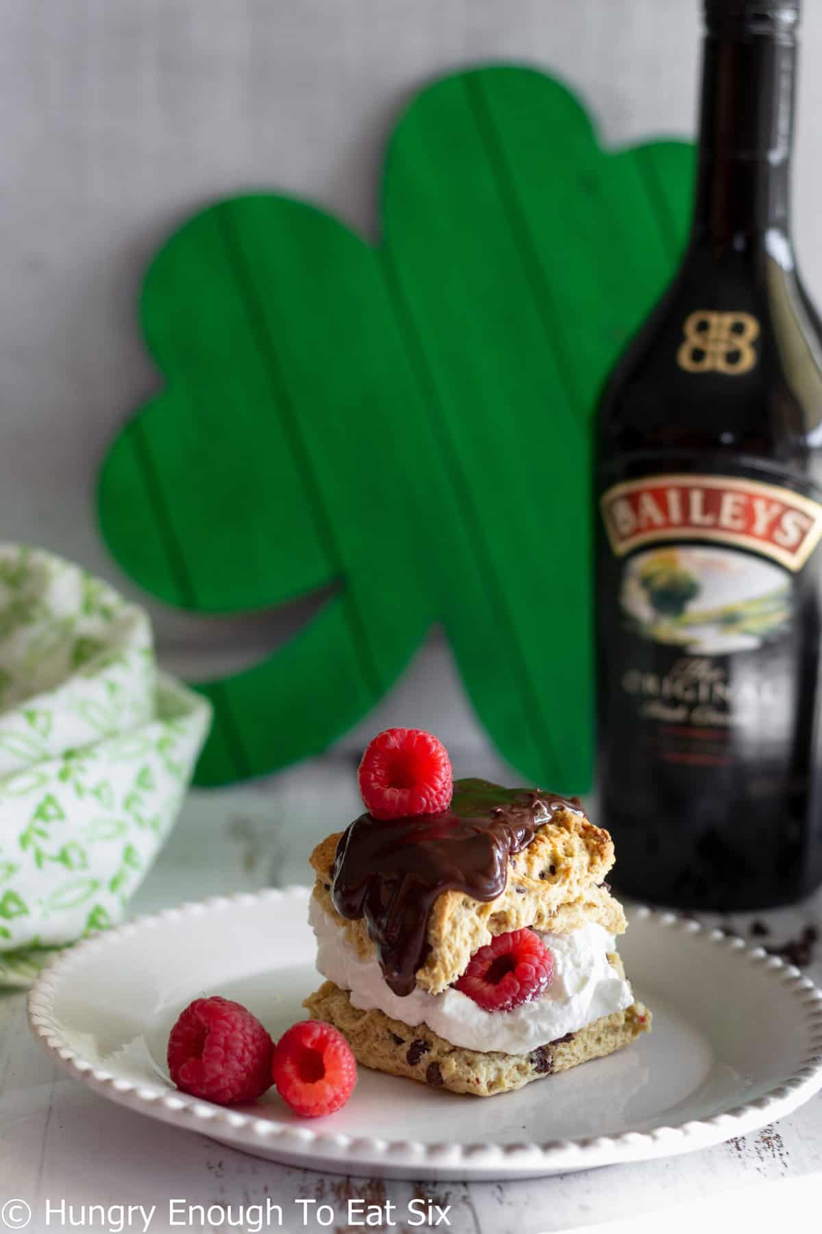 Baileys Irish cream with scone dessert.