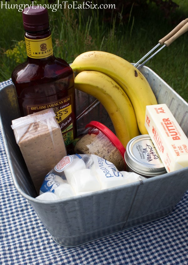 Bucket with grahams and rum, bananas