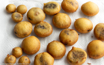 Fried Oreos and fried mini Oreos on paper towels