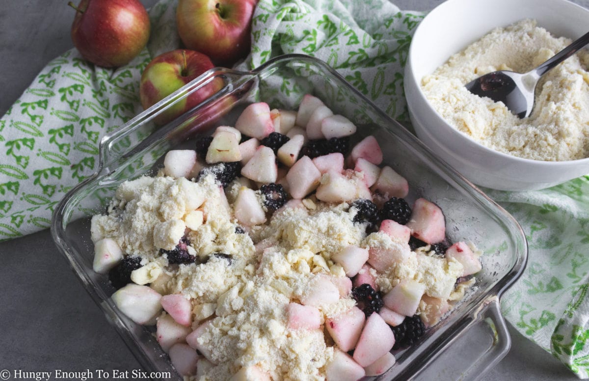 Diced apples and berries with butter-flour mixture