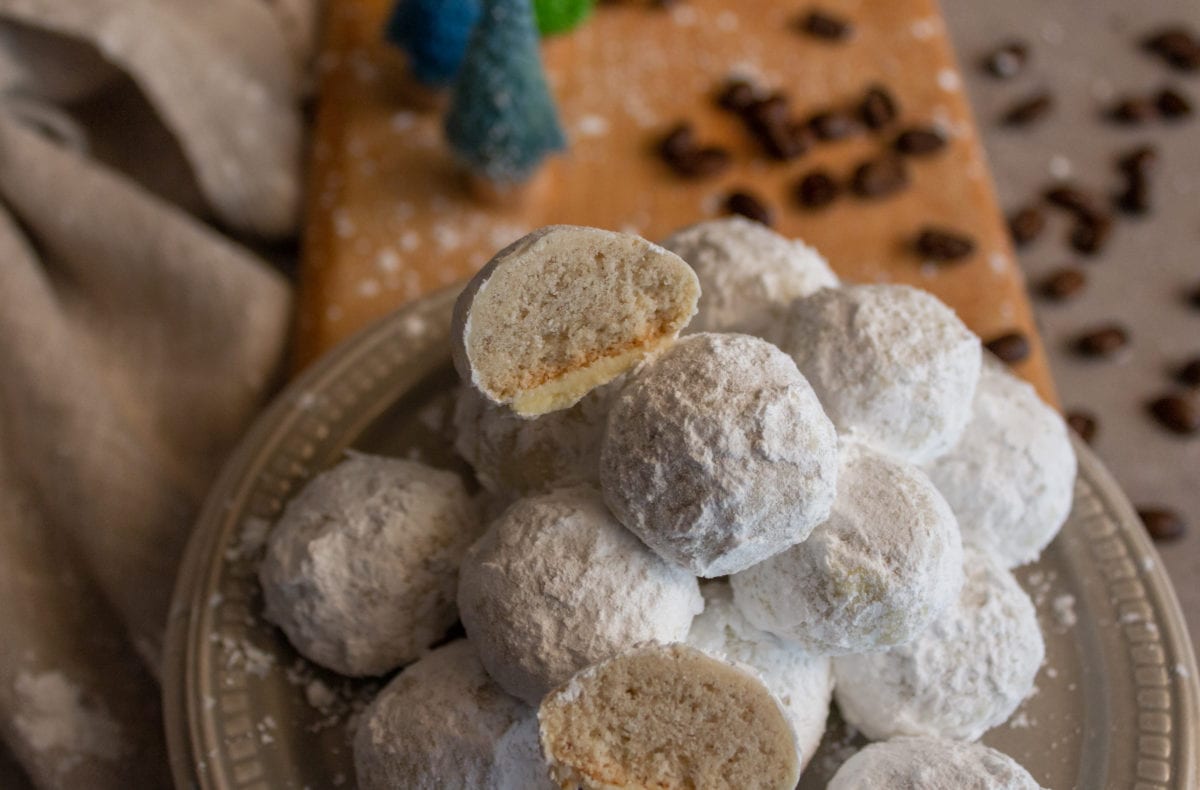 Powdered sugar coated cookie balls