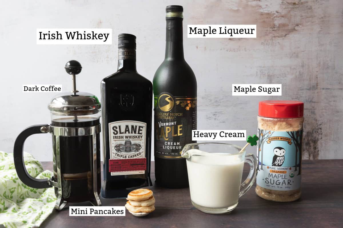 Ingredients: Irish whiskey, maple liqueur, maple sugar, heavy cream, coffee, and mini pancakes.